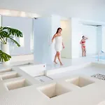 فندق Caravelle Thalasso & Wellness