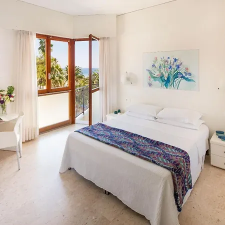 Caravelle Thalasso & Wellness Szálloda Diano Marina