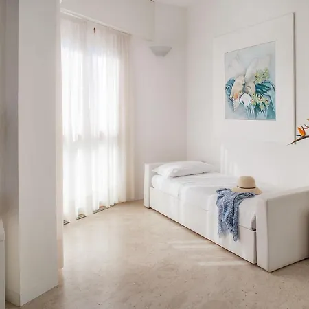 Caravelle Thalasso&wellness 4* Diano Marina