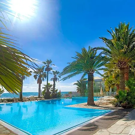 Caravelle Thalasso & Wellness فندق 4*