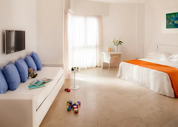 卡拉维尔海水按摩&健康酒店