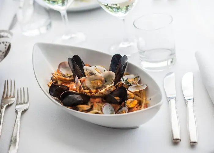 卡拉维尔海水按摩&健康酒店